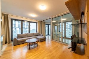 Posedenie v ubytovaní Garden Towers Apartments