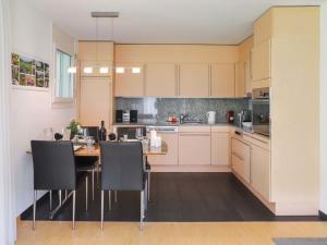 Köök või kööginurk majutusasutuses Apartment Mon Repos by Interhome