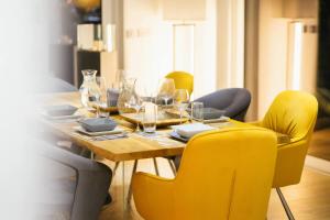 Et opholdsområde på Villa White Pearl Opatija Luxury Stay with Pool and Sea View