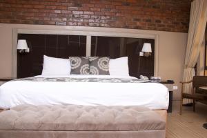 Postel nebo postele na pokoji v ubytování Lovely platinum room - 2180