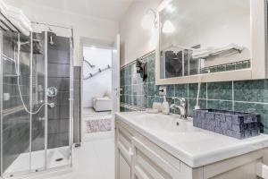 Vonios kambarys apgyvendinimo įstaigoje La Rosa Dei Papi dar 64 nuotraukos