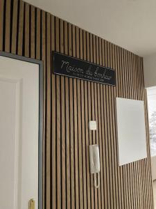 Galeriebild der Unterkunft Jacuzzi 2 places - App 4 pers - Parking (digicode) in Goussainville