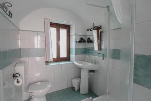 Koupelna v ubytování Bed & Breakfast Gabriella EXILLES