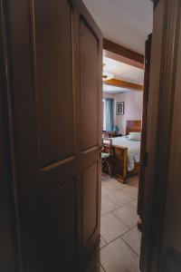 Postel nebo postele na pokoji v ubytování Bed & Breakfast Gabriella EXILLES
