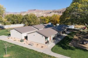 an overhead view of a building with a park at Bunkhouse 1B Sleeps 4 in La Verkin