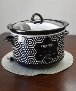 a black and white crock pot sitting on a table at ZC2 Home Base for Zion With Two Masters in La Verkin