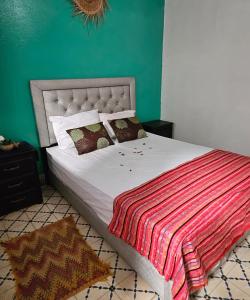 Postel nebo postele na pokoji v ubytování marrakesh riad + 36 fotografií