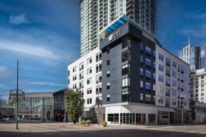 d'un hôtel dans une ville dans l'établissement Aloft Denver Downtown, à Denver