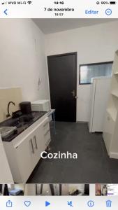 Kuchyň nebo kuchyňský kout v ubytování Cantinho dos Araújo