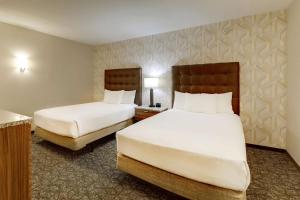 Cama ou camas em um quarto em Drury Plaza Hotel Columbus Downtown