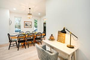 Imagen de la galería de Family-Friendly Hatfield Home 3 Mi to Downtown!, en Hatfield 22 fotos más