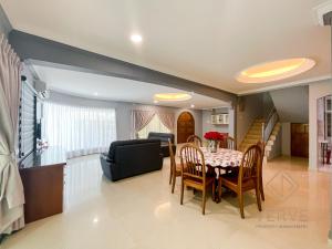 Gallery image of Ipoh Happy Happy Suite by Verve (12pax) EECH63 in Ipoh