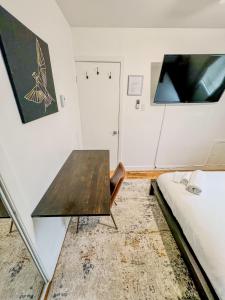 TV a/nebo společenská místnost v ubytování Barel Residence Homestay