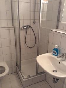 Blumenhotel tesisinde bir banyo