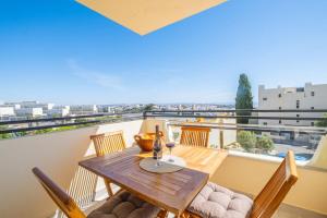 Balcó o terrassa a White Studio - Ocean View