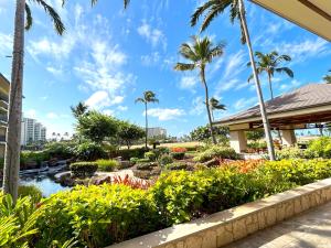 Zahrada ubytování Ko Olina Beach Villas B304 - 3BR Luxury Condo with Stunning Ocean View & 2 Free Parking