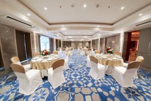 Posezení v ubytování Golden Tulip Lucknow