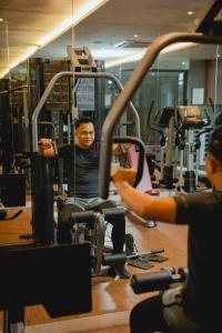 Fitness centrum a/nebo fitness zařízení v ubytování Impiana Hotel Senai