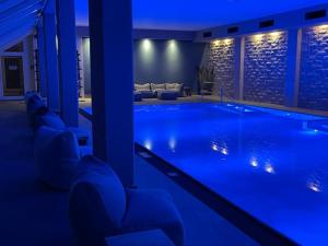 Bazén v ubytování Grand Hotel Seeschlösschen Sea Retreat & SPA nebo v jeho okolí