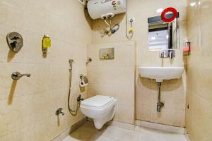 Koupelna v ubytování FabHotel Moro Rohini Sector 11