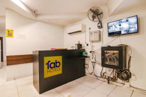 TV a/nebo společenská místnost v ubytování FabHotel Moro Rohini Sector 11