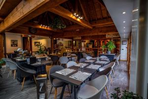 Restaurace v ubytování Hotel et Spa Le Lion d'Or