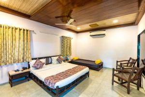 Voodi või voodid majutusasutuse Saavaj Resort, Sasan Gir - Where Wilderness Meets Luxury toas