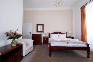 Posteľ alebo postele v izbe v ubytovaní Zámecký Hotel ANTON FLORIAN