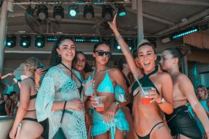 Hosté ubytování Paradise Beach Camping