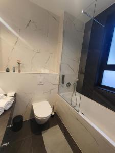 Ein Badezimmer in der Unterkunft Avenue21