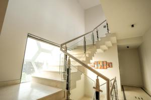 Kép Rj Hotel - Managed by Atithi House szállásáról Greater Noidában a galériában