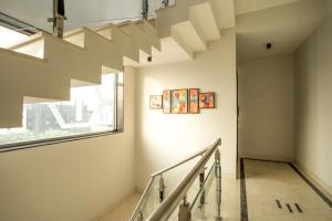 Kép Rj Hotel - Managed by Atithi House szállásáról Greater Noidában a galériában