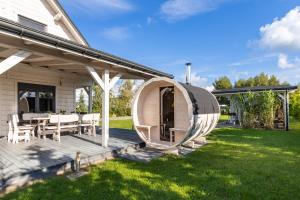Vonkajšia záhrada v ubytovaní Holiday House Cornello by Noclegi Renters