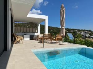 Πισίνα στο ή κοντά στο Villa Pastoras