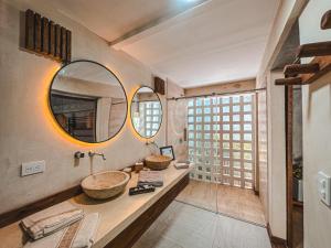 Baðherbergi á MAPUWI Villa & Suite