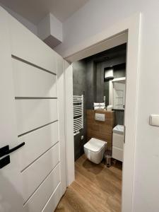 Kúpeľňa v ubytovaní Apartament Koko Białka Tatrzańska