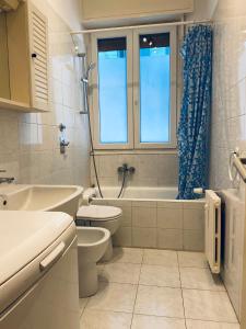Ένα μπάνιο στο Casa Cavaleri Sweet apartment MM Bande Nere