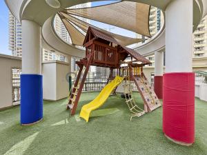 Herní místnost nebo prostor pro děti v ubytování Stunning 1BR with Breathtaking Views