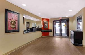 The lobby or reception area at Extended Stay America Suites - Houston - Med Ctr - Greenway Plaza