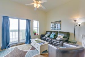 Gallery image of Oceanfront Galveston Condo with Pool Access! in Galveston