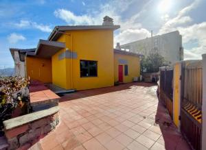 Budova, kde se apartmán nachází + 6 fotografií
