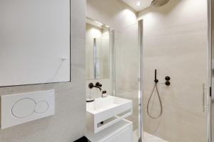 Um banheiro em Amazing studio 2P - Montorgueil - 1