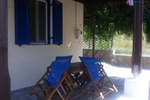 Gallery image of A CASA D'IRENE in Votsalákia