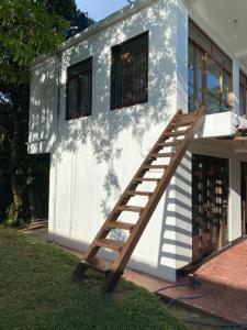 Budova, kde se bed and breakfast nachází