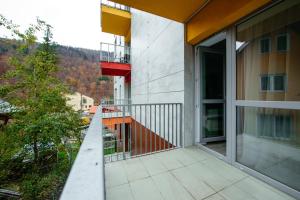 En balkon eller terrasse på L&V Family Studio