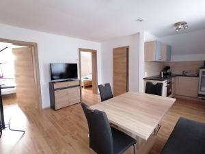 Kuchyňa alebo kuchynka v ubytovaní Apartment Bauer