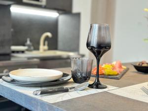 Kuchyň nebo kuchyňský kout v ubytování Seaside Deluxe Apartment