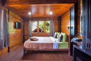 Postelja oz. postelje v sobi nastanitve The Cobble Beach Hotel- Phi Phi Island