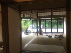 Postel nebo postele na pokoji v ubytování 朝食付き唐津里山の宿&ヨガ兎と亀