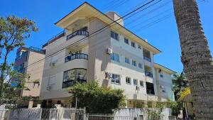 Tòa nhà nơi căn hộ tọa lạc